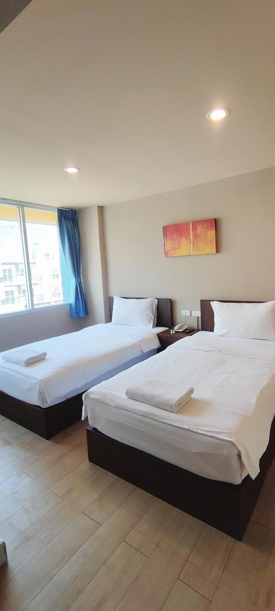 The Sea Bangsaen Hotel Ngoại thất bức ảnh